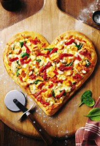 pizza creada para San Valentín